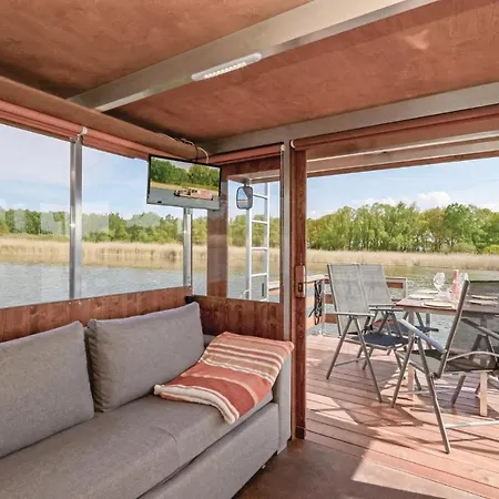 Gorgeous Ship In Neustrelitz With House Sea View 3*